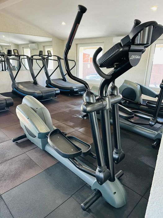 Bicicletă eliptică