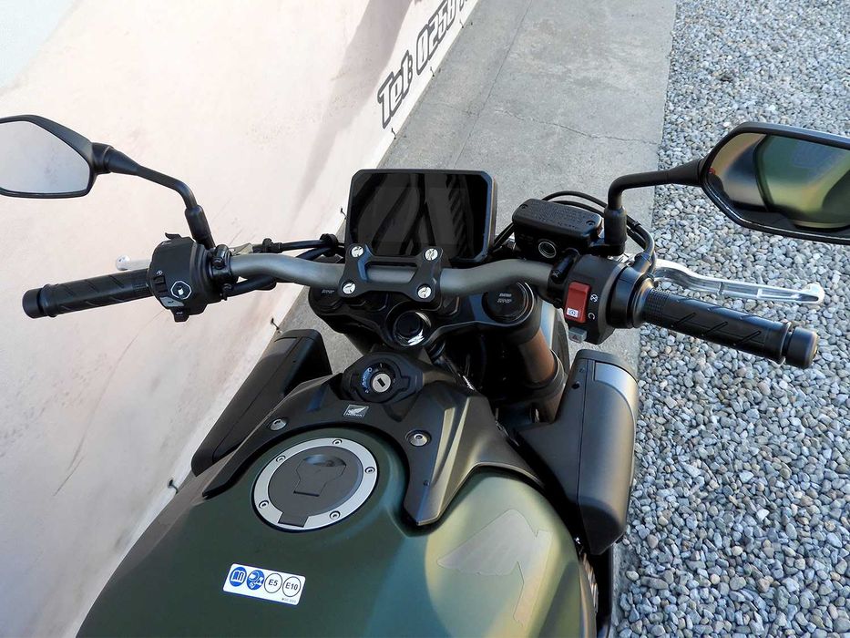 Lichidare Motocicleta Honda CB650R E-Clutch ABS 2025 | Rate | Leasing