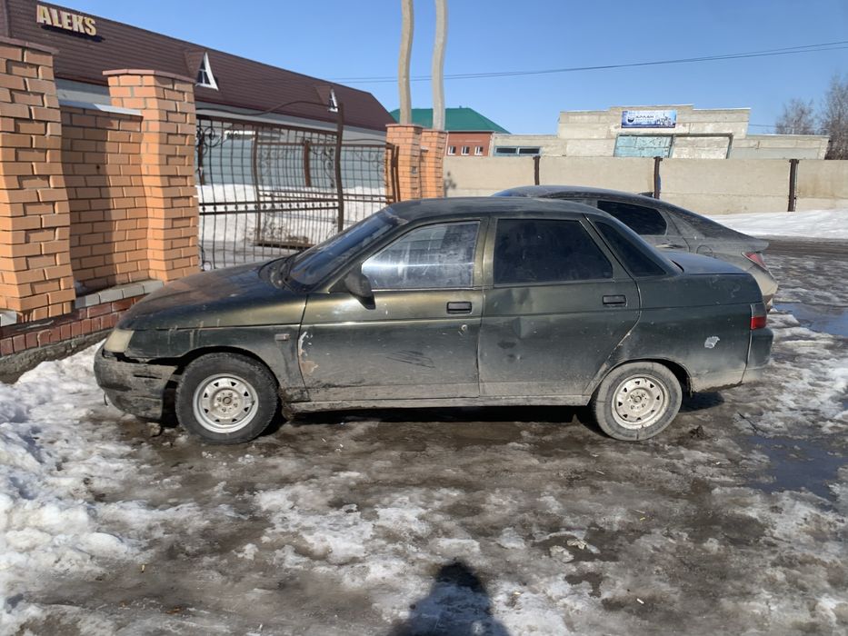 Продам ваз 2110 в среднем состояний
