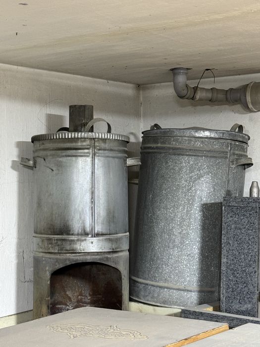 choy boki va narsa saqledigon bok sotiladi