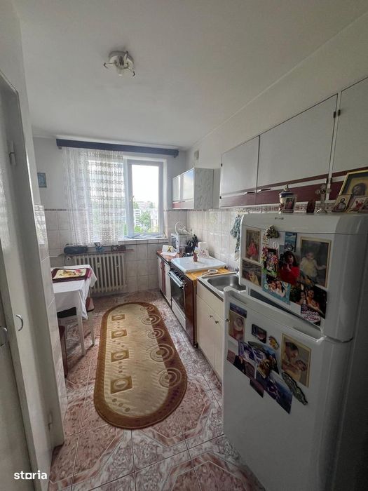 vand apartament cu 2 camere M19 pret 60.000 euro neg