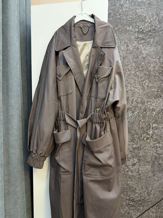 Продаю верхнюю одежду