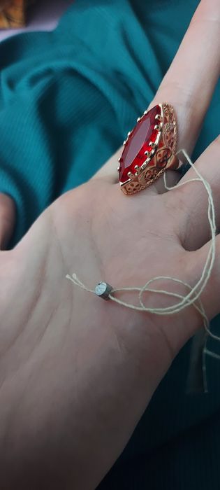 Золотые серьги и кольцо