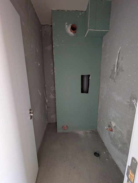 Продава се Тристаен апартамент в Бургас, Възраждане - 93 кв.м за 2366 €/кв.м - Снимка #11