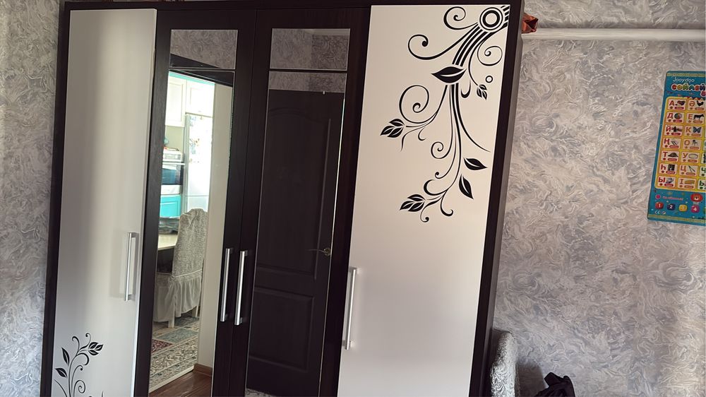 Мебель для дома, состояние отличное