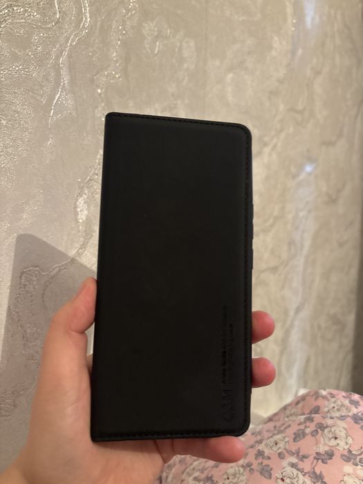 Продам новый чехол на realme 16 pro+
