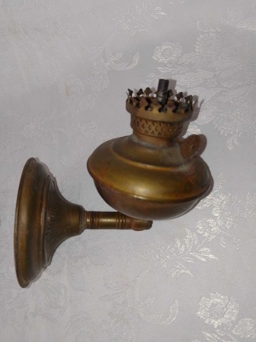 Стара бронзова лампа - Нафта