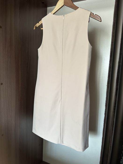 Брюки и коктельные платья, блузки