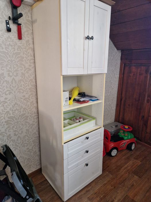 Шкаф белый ikea в хорошем состоянии