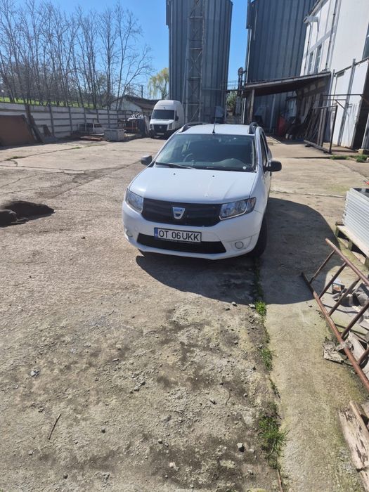 Vand Logan benzina 1,2 cu gaz din fabrica