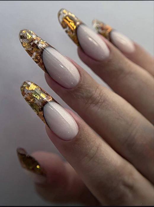 Студия Маникюра 3-16 А возле рынка