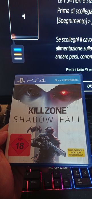 PS 4slim model cuh 2216a