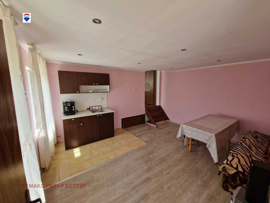 Къща за продажба в гр. Борово