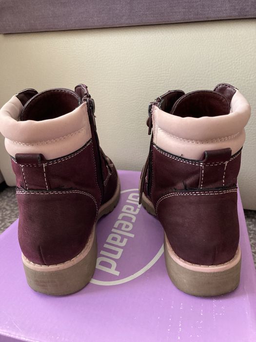 Детски боти.