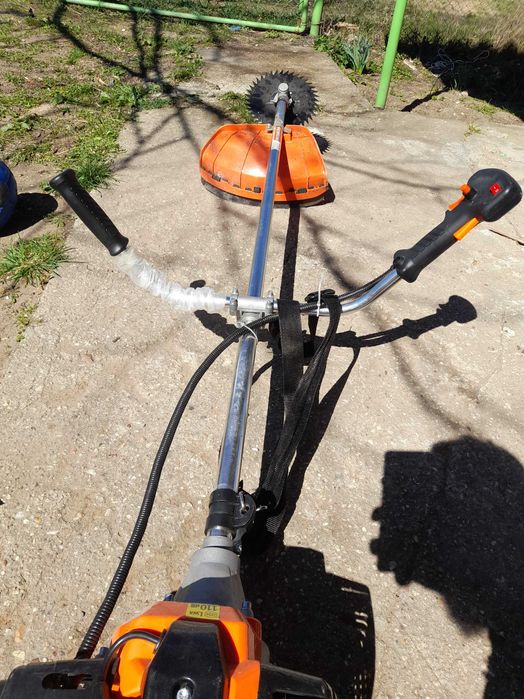 Бензинов тример премиум