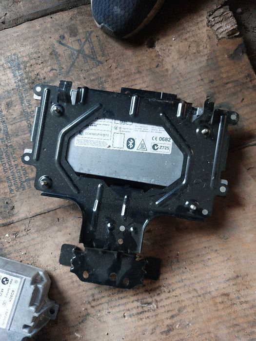 Bluetooth модул е90 е91 бмв  2.0д 184кс bmw e90 e91 2.0d