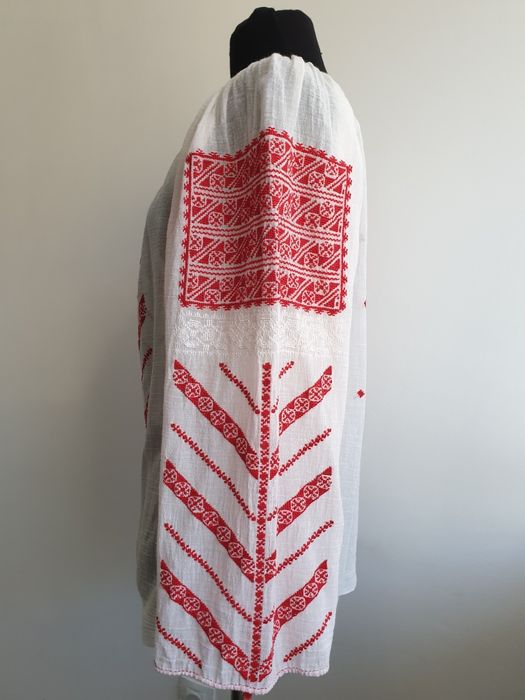 Ie traditionala autentica