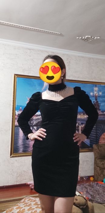 Шикарная платье 8000тг