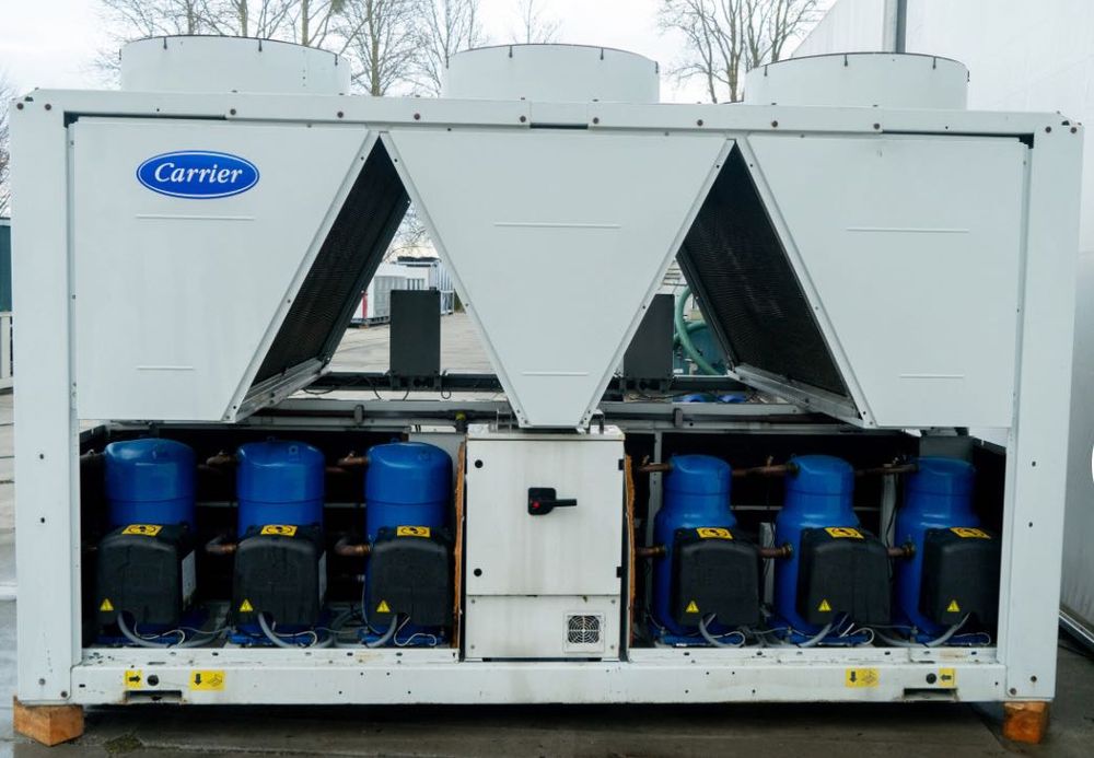 Чиллер CARRIER 30RB 372 / (367 кВт)