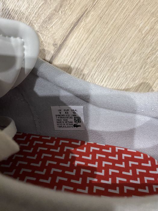 LACOSTE обувки