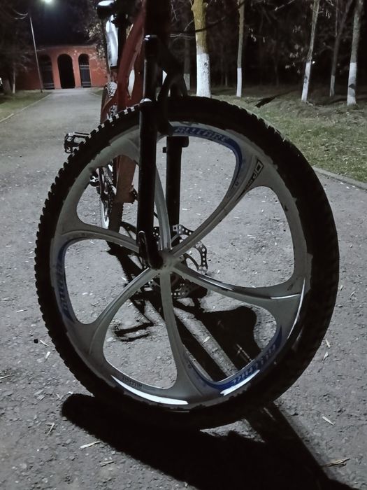 Продам титанка идеальный состаяние