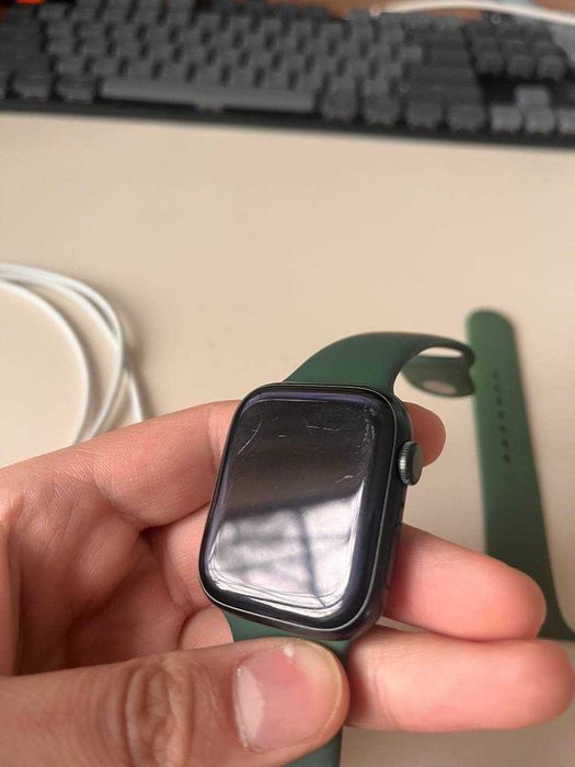 Продаю Apple Watch Series 7 45mm