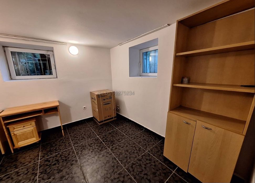 Дава се под наем  в София, Център - 16 кв.м за 209.1 € - Снимка #4