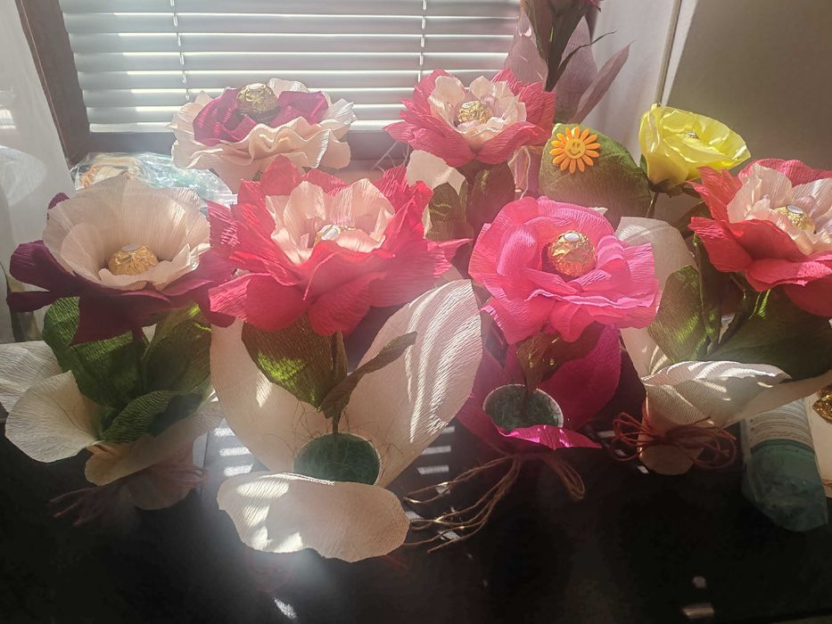 Цветя от креп хартия за всеки повод!