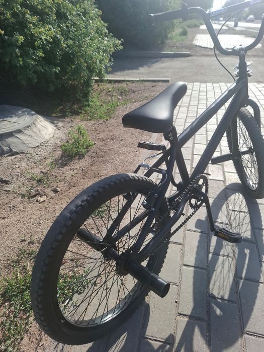 Велосипед BMX!!!