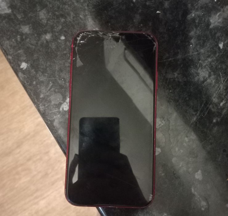 Продам  Айфон 11