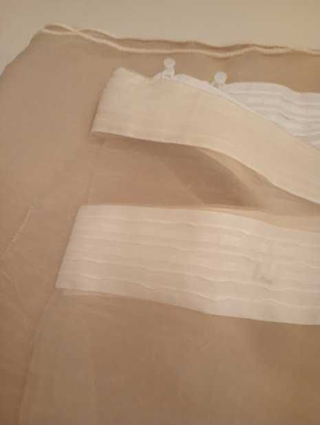 Продавам пердета