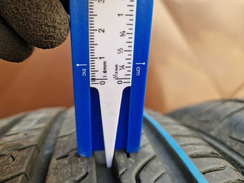 4 Barum R16 205/60
летни гуми 
DOT0822