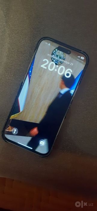 iPhone 17 pro max oq rangda usta kormagan