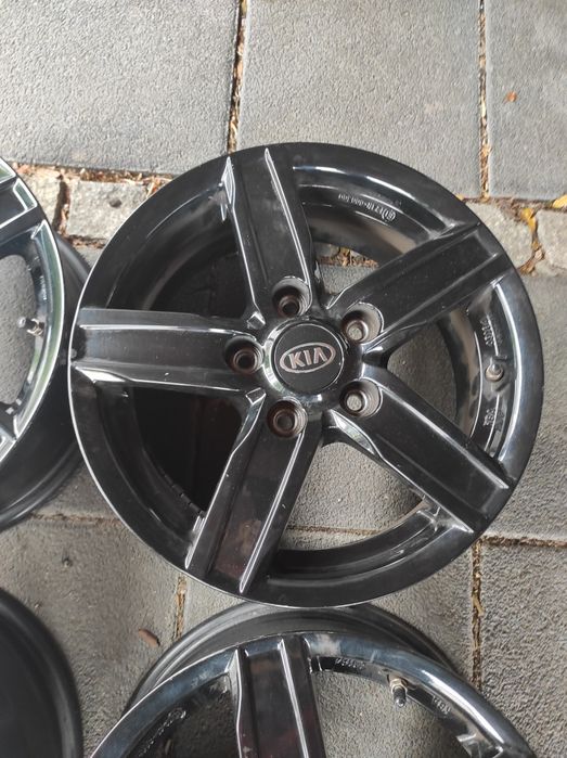 Алуминиеви джанти 5х114,3 15 цола Киа Хюндай Нисан Тойота Мазда Митсуб