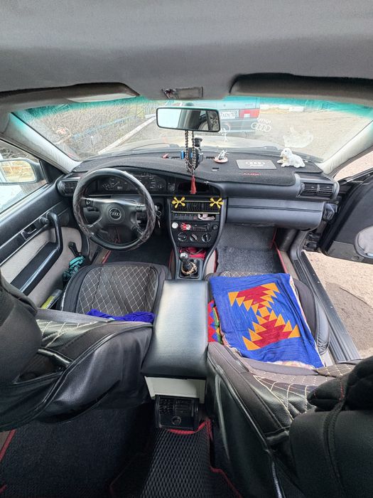 Продам машину Ауди 100