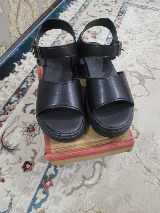 Босоножки  летный