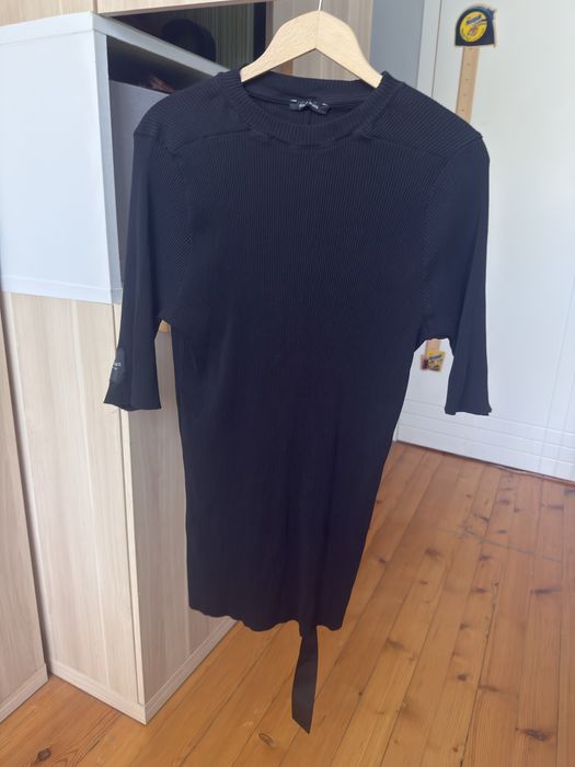 Дамски пуловери и блузи