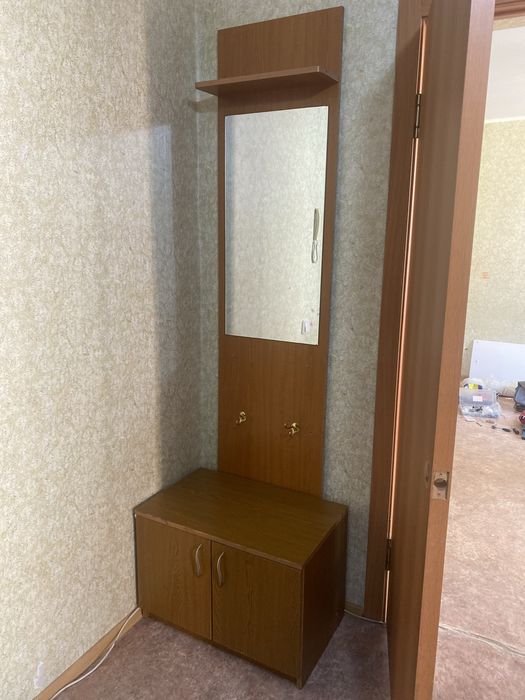 Шифонер  угловой плюс зеркало