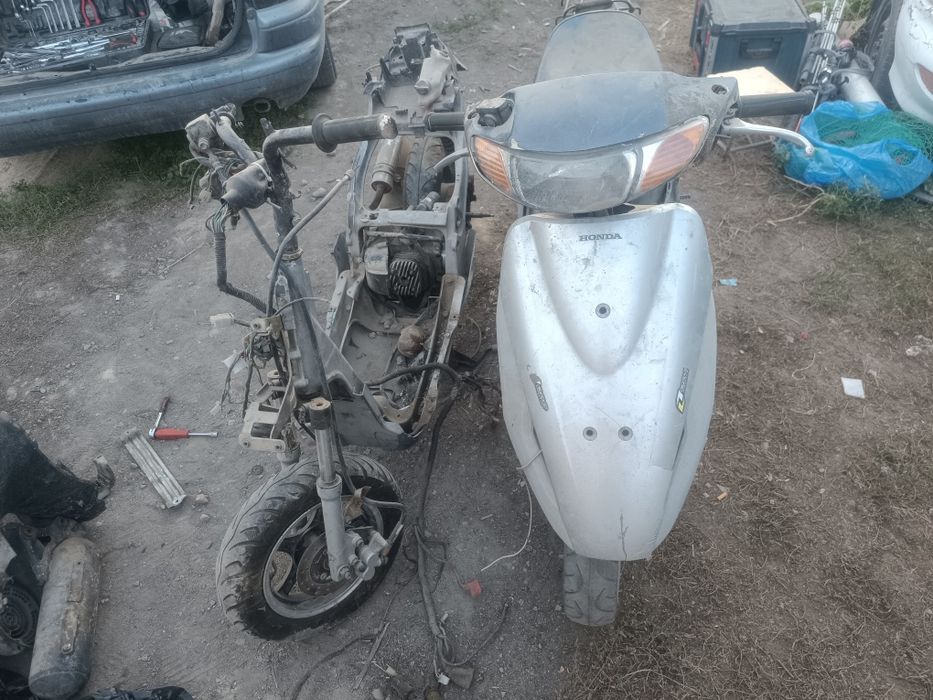 Продам 2 мопеда Хонда дио
