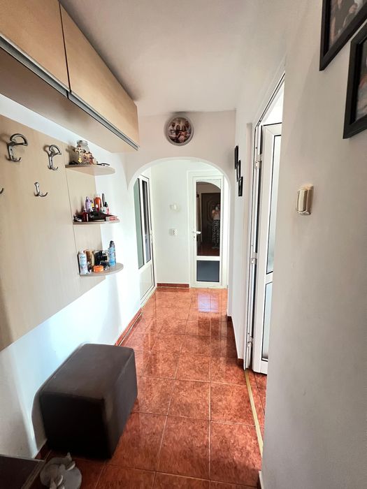 Vand apartament 2 camere decomandate !