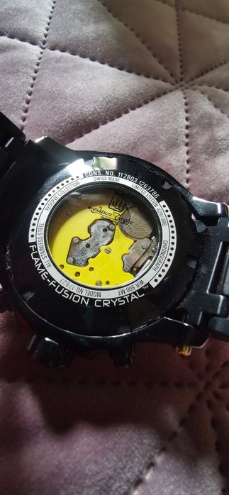 De vânzare 2 ceasuri INVICTA