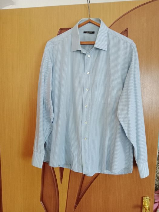 Рубашки мужские .