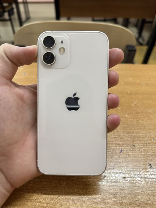 Айфон 12 мини