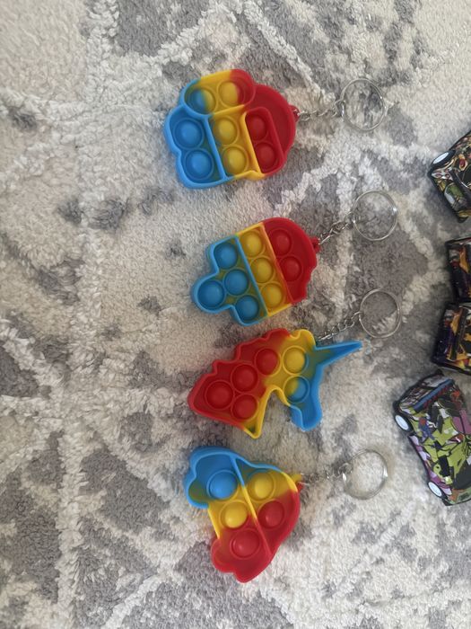 Игрушки/брелки Для детей