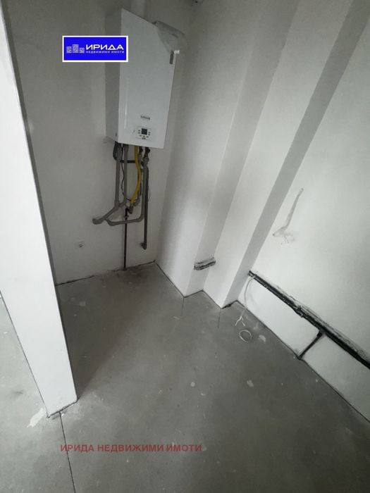 Продава се Двустаен апартамент в София, Кръстова вада - 98 кв.м за 2204 €/кв.м - Снимка #2