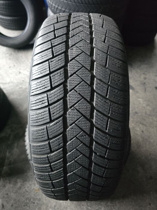 Vredstein 235/55 R17 103V MS iarnă