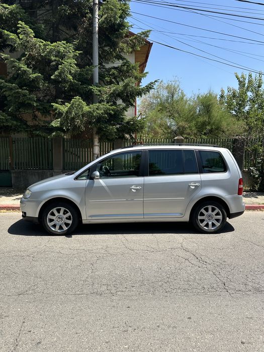 VOLKSWAGEN Touran 2006 — imagine 3