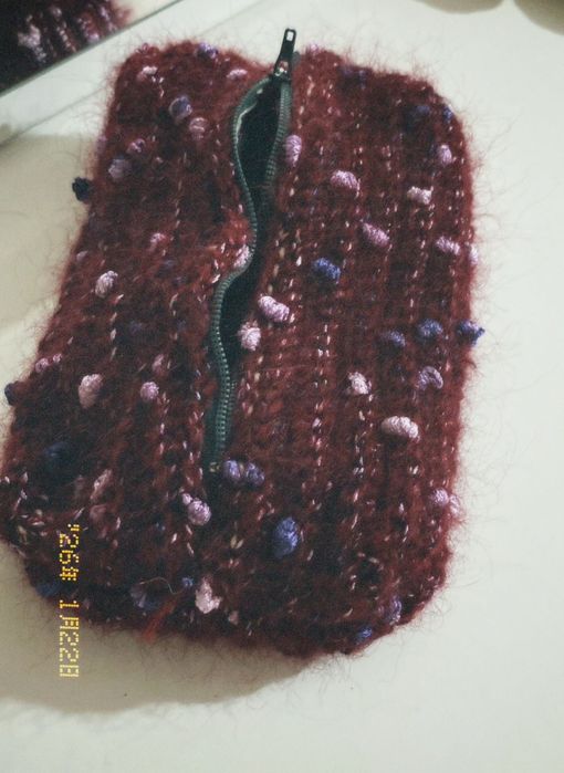 Вязанная косметичка