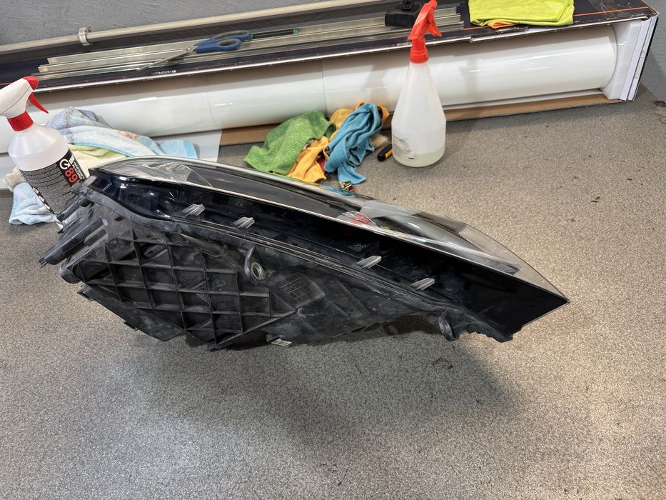 Far farove VW Tuareg 7P facelift фар фарове фолксваген туарег