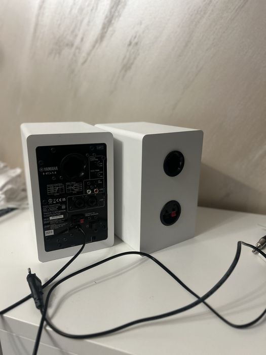 Boxe yamaha hs 4 W